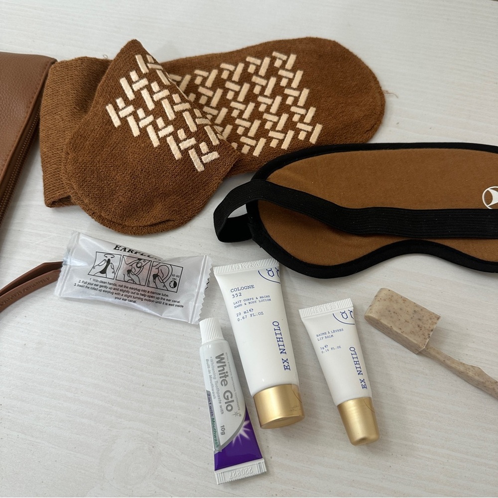 Travel Pouch Set - Picture 3 of 5